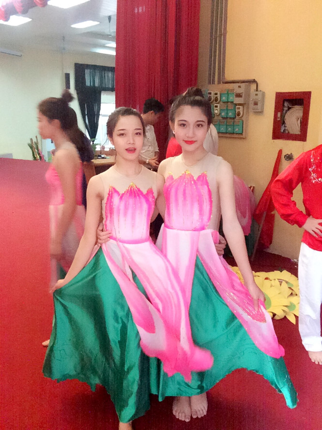 Ngắm vẻ đẹp trong trẻo của nữ sinh dân tộc Mường Ngắm vẻ đẹp trong trẻo của nữ sinh dân tộc Mường